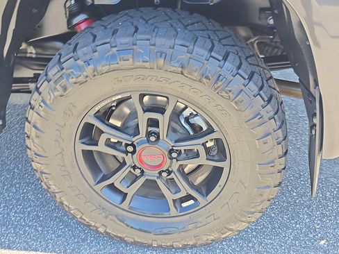 Used 2020 Toyota Tundra TRD Pro AWD/4WD image 31
