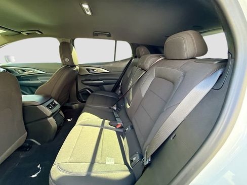 New 2026 Chevrolet Equinox EV LT image 25