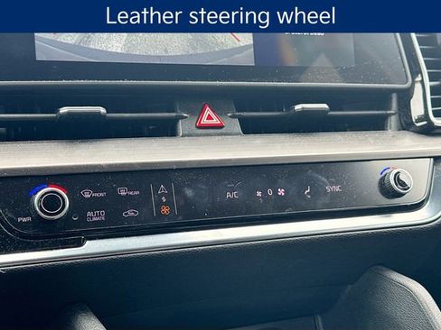 Certified 2023 Kia Sportage EX image 19