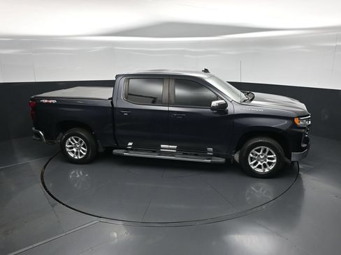 Used 2023 Chevrolet Silverado 1500 LT AWD/4WD image 49