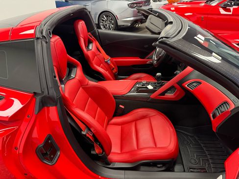 Used 2019 Chevrolet Corvette Z06 image 17