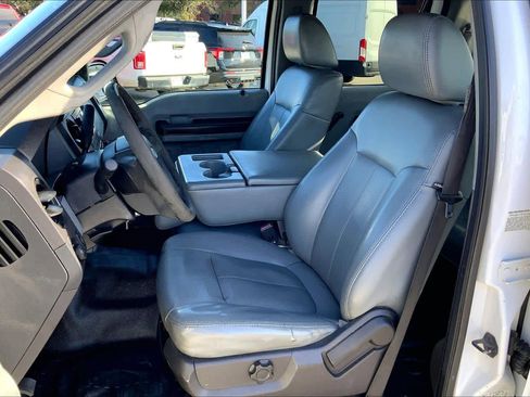 Used 2011 Ford F350 XL image 5