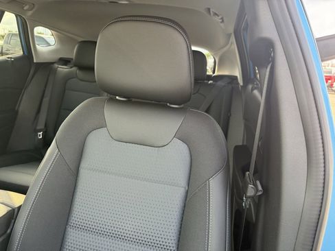 New 2026 Chevrolet Trax LT w/ Sunroof Package image 22