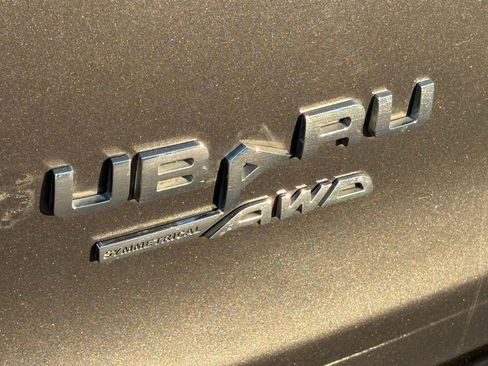 Used 2021 Subaru Ascent Limited w/ Technology Package image 9