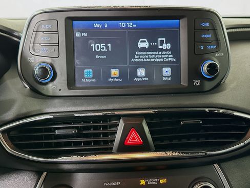 Used 2020 Hyundai Santa Fe SE FWD image 23