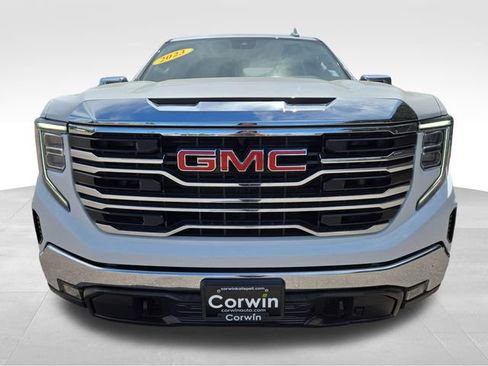 Used 2023 GMC Sierra 1500 SLT w/ SLT Convenience Package AWD/4WD image 4