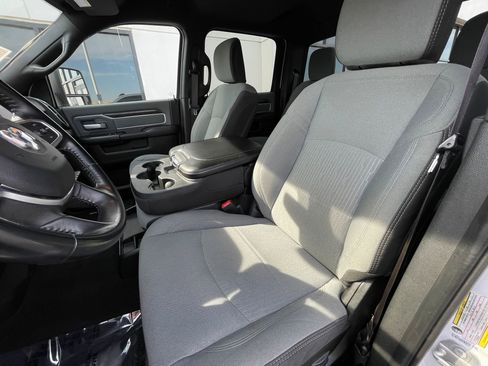 Used 2023 RAM 2500 Big Horn w/ Level 1 Equipment Group image 11