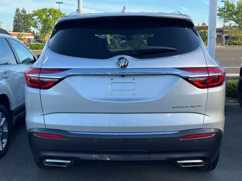 Used 2019 Buick Enclave Essence FWD image 5