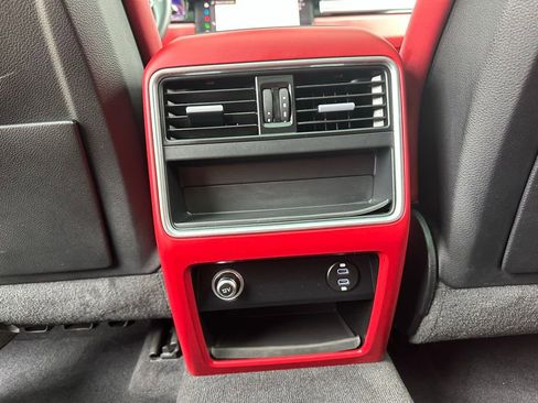 Certified 2023 Porsche Cayenne image 39