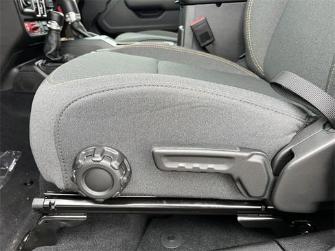 New 2026 Jeep Gladiator Willys image 11