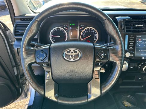 Used 2024 Toyota 4Runner TRD Off-Road Premium image 14
