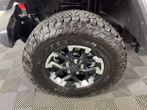 Used 2025 Jeep Wrangler Unlimited Rubicon 4xe w/ Convenience Group AWD/4WD image 12