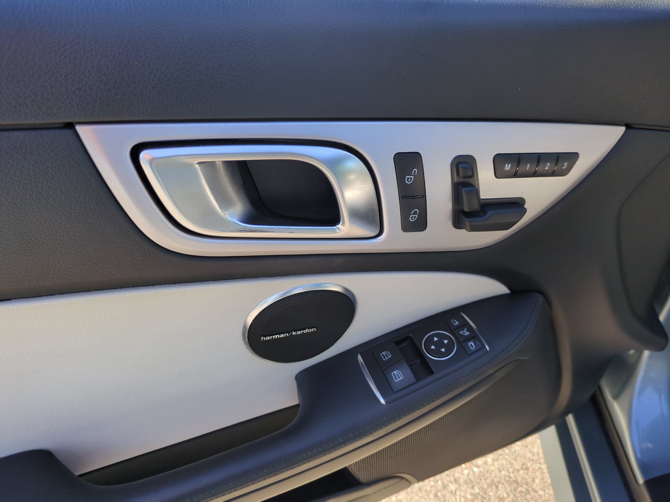 Used 2013 Mercedes-Benz SLK 250 image 15