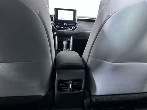 Used 2024 Toyota Corolla Cross AWD Hybrid image 22