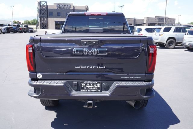 Used 2024 GMC Sierra 3500 Denali Ultimate AWD/4WD image 10