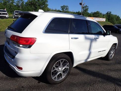 Used 2021 Jeep Grand Cherokee Overland AWD/4WD image 6