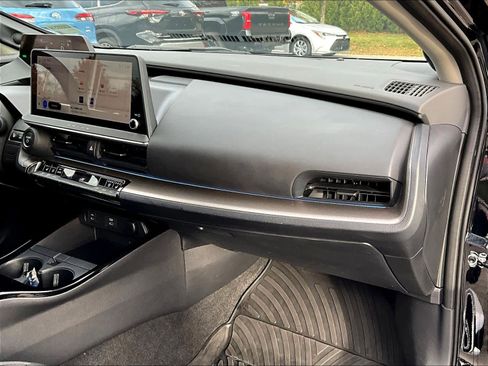 Used 2024 Toyota Prius Limited image 13