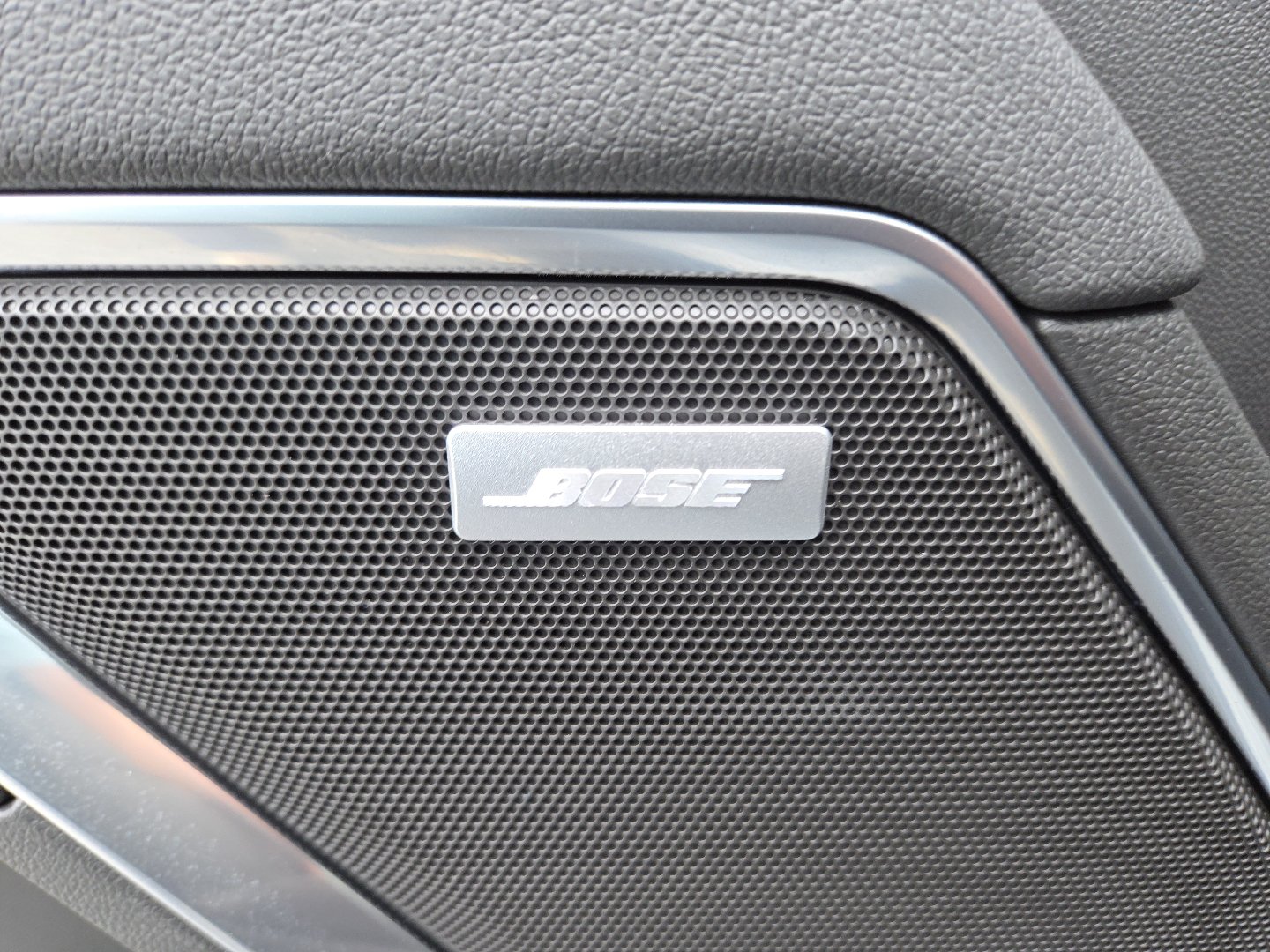 New 2026 GMC Sierra 1500 Elevation w/ Elevation Premium Package AWD/4WD image 12