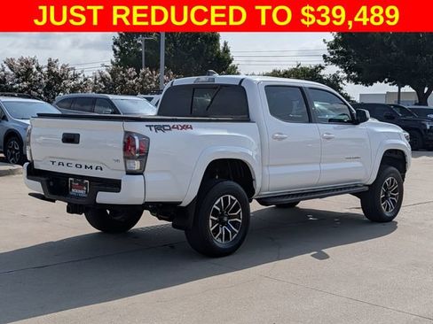 Used 2023 Toyota Tacoma TRD Sport AWD/4WD image 5