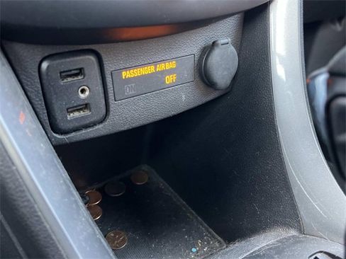 Used 2017 Chevrolet Trax LT w/ LT Convenience Package image 28