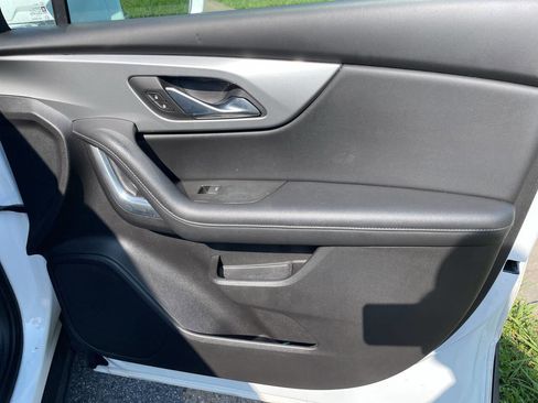 Used 2020 Chevrolet Blazer LT image 24