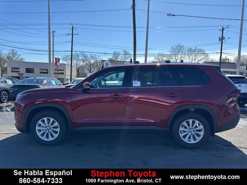 New 2026 Toyota Grand Highlander XLE image 4