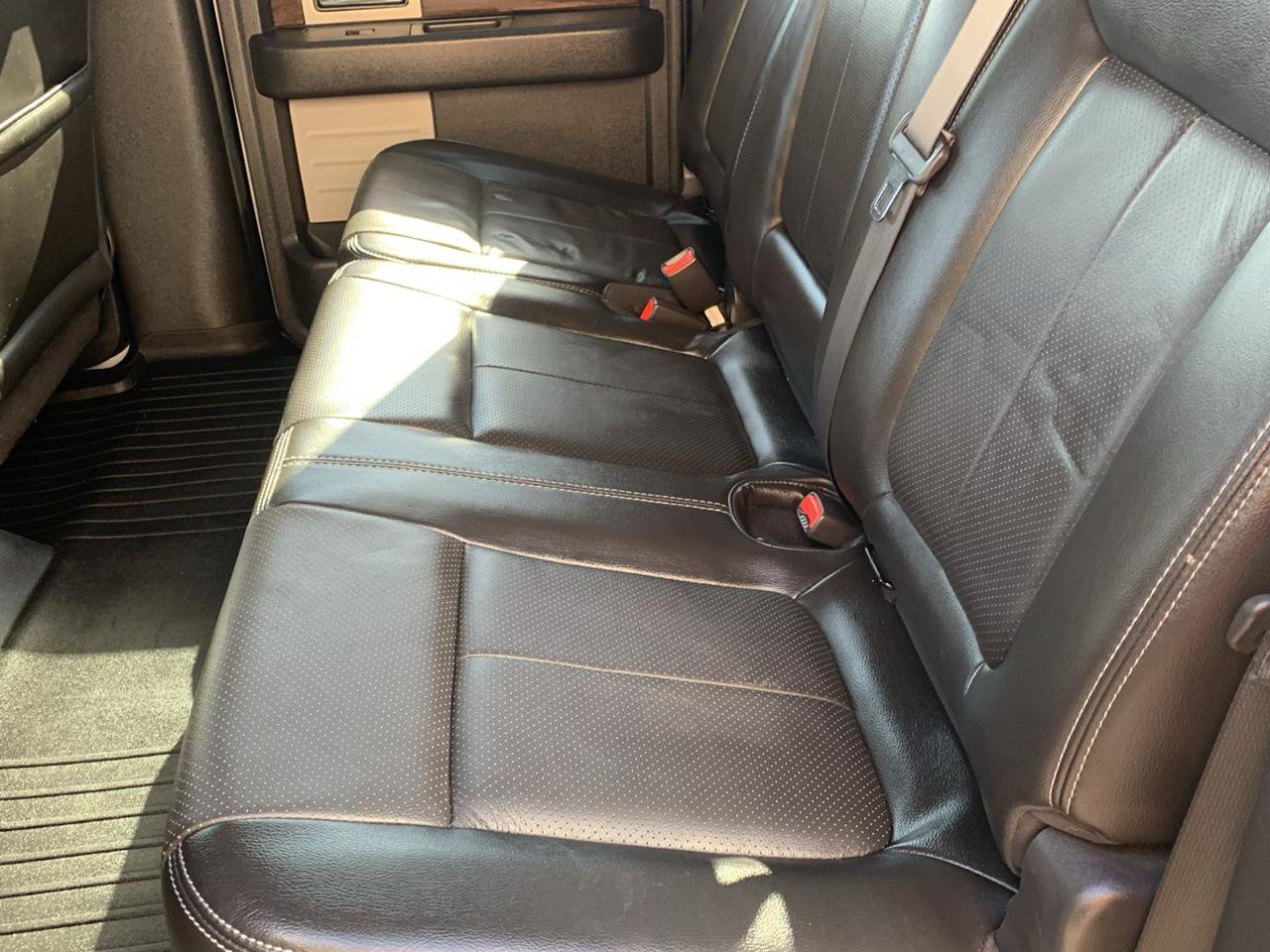Used 2014 Ford F150 Lariat w/ Equipment Group 502A Luxury AWD/4WD image 24