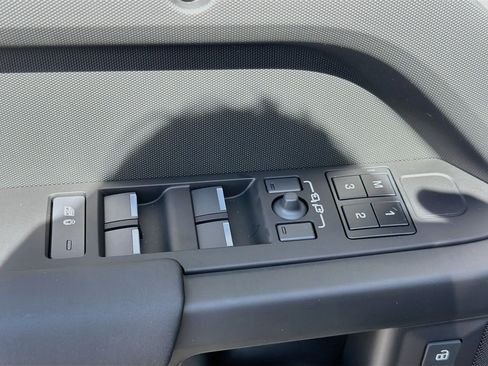 New 2026 Land Rover Defender 110 S AWD/4WD image 22