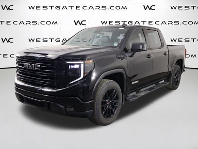 Used 2022 GMC Sierra 1500 Elevation w/ LPO, Elevation Black Package