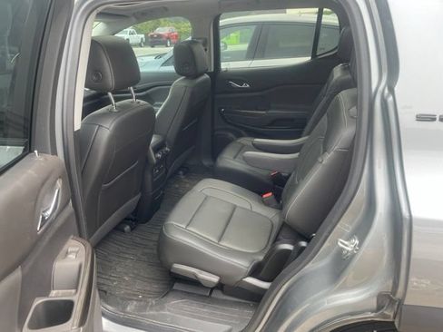 Used 2023 GMC Acadia SLT w/ Elevation Edition AWD/4WD image 5