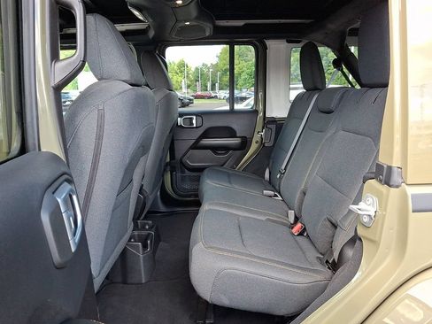 Used 2026 Jeep Wrangler Unlimited Sahara w/ Safety Group AWD/4WD image 11