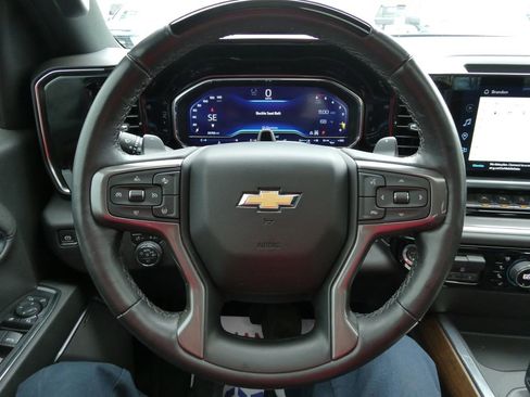 Certified 2024 Chevrolet Silverado 1500 High Country AWD/4WD image 35