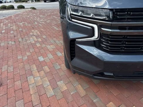 Used 2021 Chevrolet Suburban RST w/ Luxury Package RWD image 20