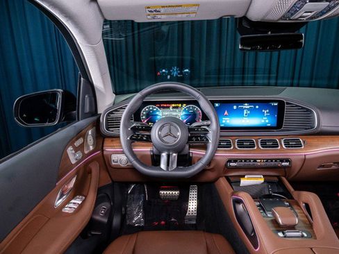 Certified 2026 Mercedes-Benz GLS 450 450 4MATIC® SUV image 20