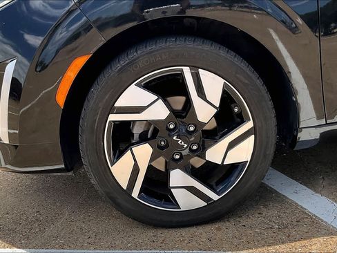 Used 2023 Kia Soul GT-Line w/ GT-Line Technology Package FWD image 8