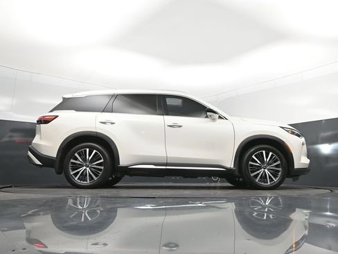 Certified 2023 INFINITI QX60 Sensory w/ Vision Package AWD/4WD image 45