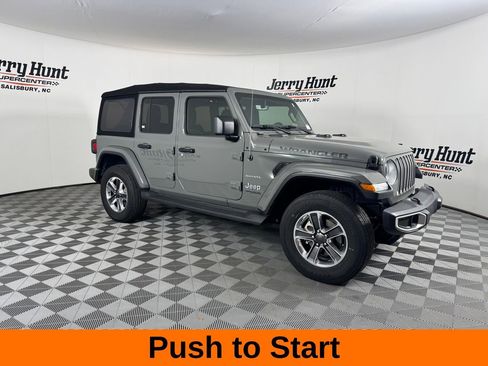 Used 2021 Jeep Wrangler Unlimited Sahara AWD/4WD image 10
