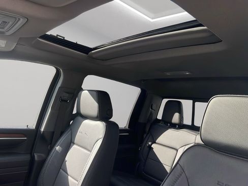 New 2026 GMC Sierra 2500 Denali w/ Max Trailering Package image 18