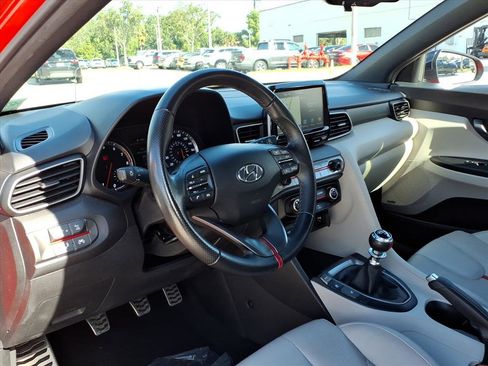 Used 2019 Hyundai Veloster Turbo Ultimate image 16