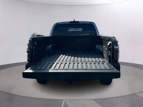 Used 2021 Toyota Tacoma SR5 RWD image 5