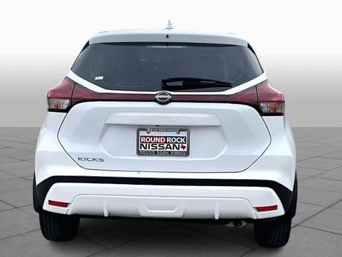 Certified 2024 Nissan Kicks S image 4