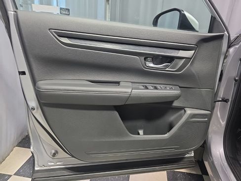 Used 2024 Honda CR-V EX image 16