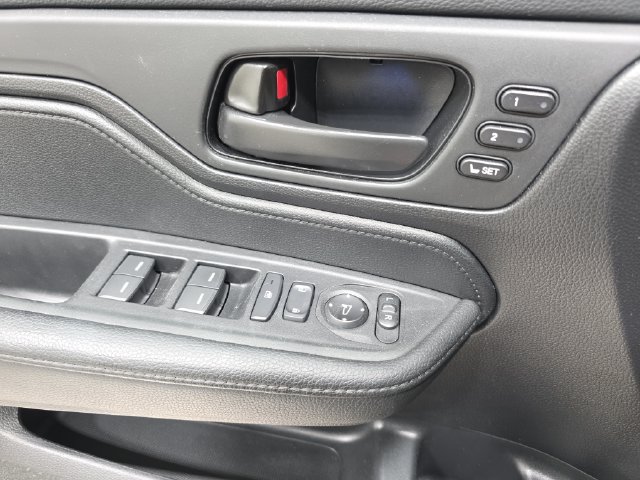Used 2025 Honda Odyssey EX-L image 28