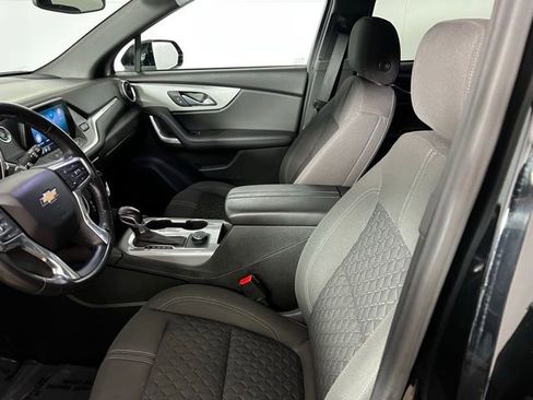 Used 2020 Chevrolet Blazer LT w/ Midnight/Sport Edition image 7