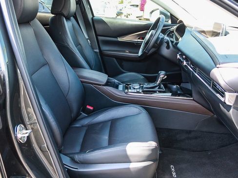 Certified 2025 MAZDA CX-30 AWD 2.5 S w/ Premium Package image 16