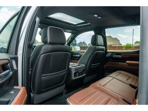 Used 2024 GMC Sierra 1500 Denali Ultimate AWD/4WD image 14