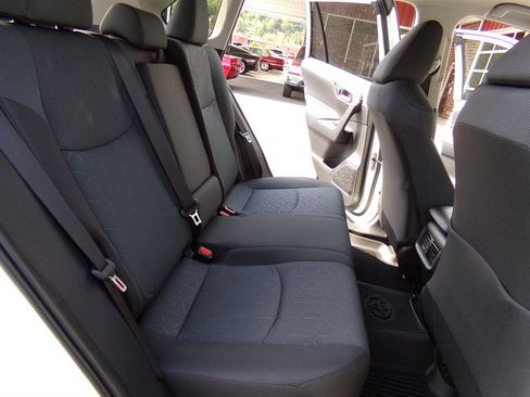 Used 2025 Toyota RAV4 XLE w/ Convenience Package FWD image 26