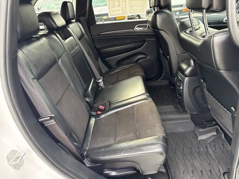 Used 2020 Jeep Grand Cherokee Altitude AWD/4WD image 26