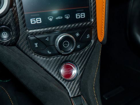 Used 2018 McLaren 720S Performance image 28