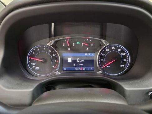 Used 2023 GMC Acadia SLT w/ Elevation Edition image 22